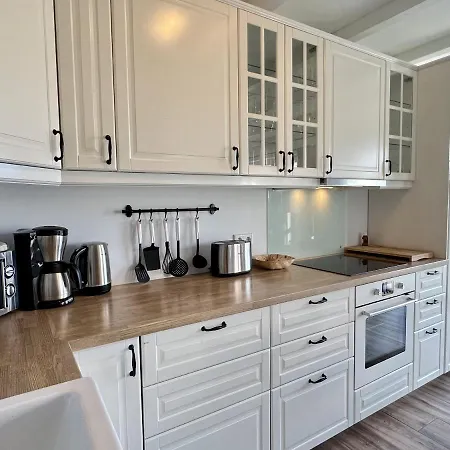 Semesterbostad Simone *